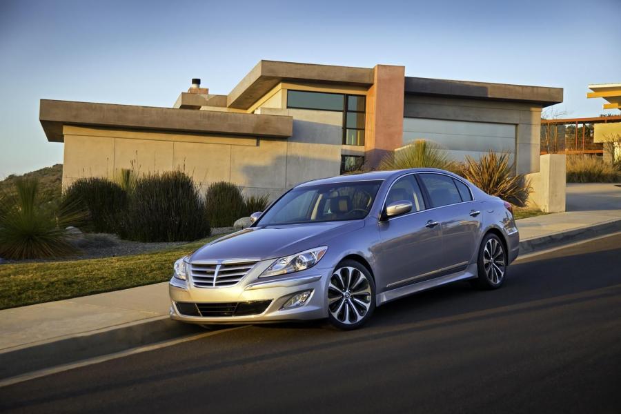  Hyundai Genesis 2012 года  (фото 54 из 73)